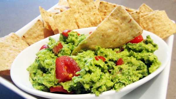 Healthy Hidden Broccoli Guacamole - Vegan and Gluten-Free Healthy Hidden Broccoli Guacamole - Vegan and Gluten-Free