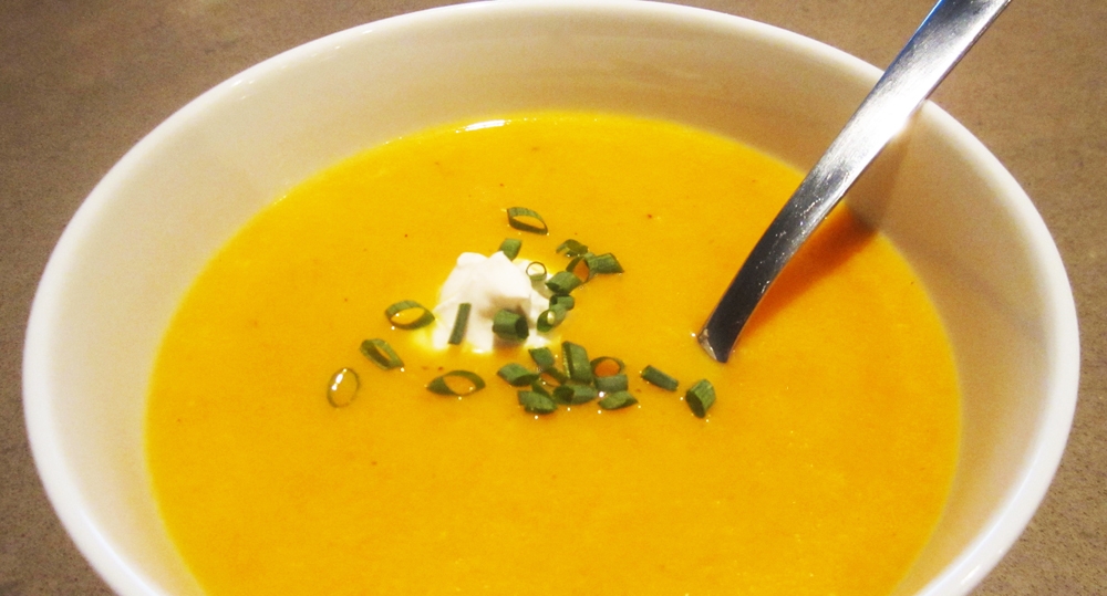 Vegan Carrot Soup with Garlic Croutons - Vegan & Gluten-Free