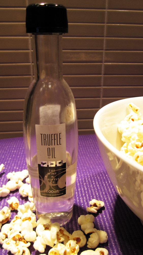 White Truffle Popcorn White Truffle Popcorn - Vegan and Gluten-Free