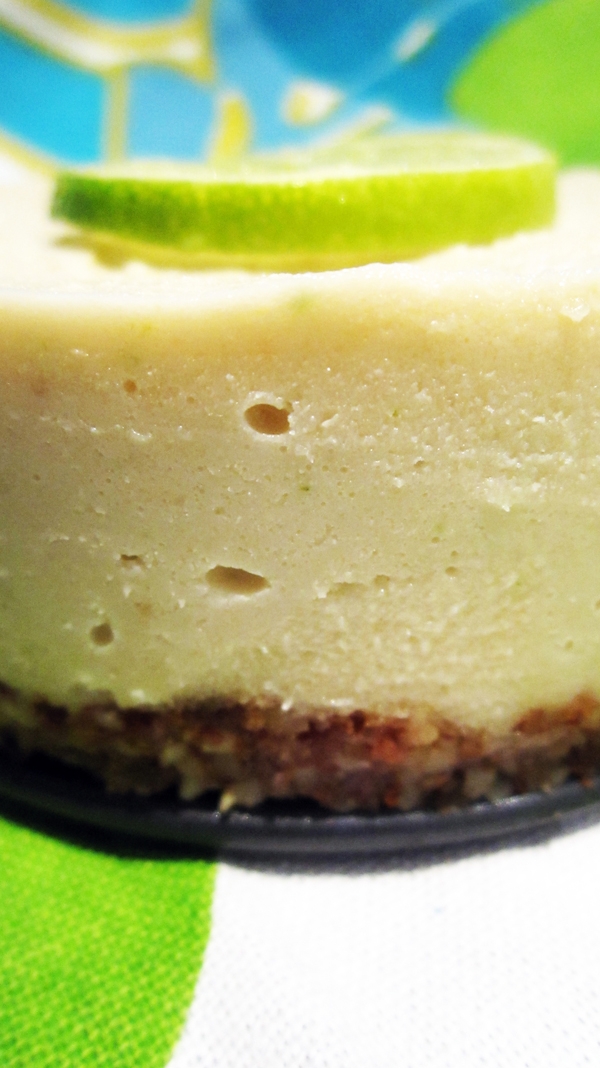 (Almost Raw) Vegan Key Lime Cheesecake
